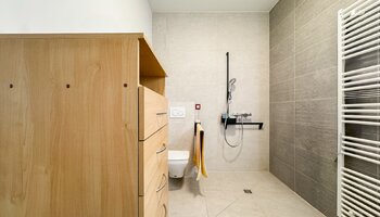 Location de la maison de l'assistant près de Zegemeer (+- 4% de rendement)