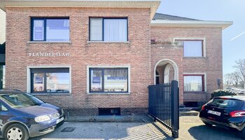 Kantoor in authentiek gebouw op commerciële ligging langs de ring van Brugge