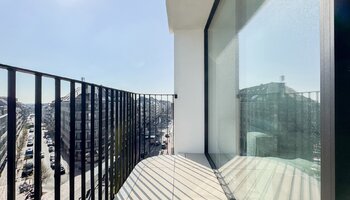 Nieuwbouwappartement met zijdelings zeezicht 