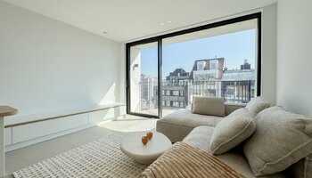 Nieuwbouwappartement met zijdelings zeezicht 