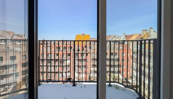 Nieuwbouwappartement met zijdelings zeezicht 