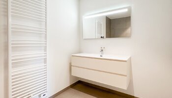 Appartement au rez-de-chaussée d'une nouvelle résidence