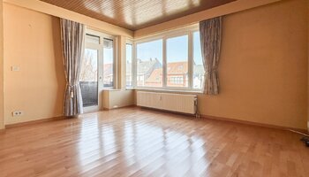 Appartement de 2 chambres à coucher dans un endroit central