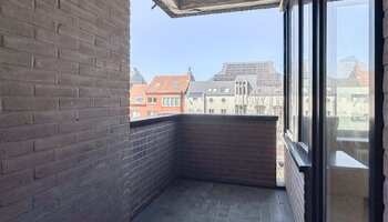Appartement de 2 chambres à coucher dans un endroit central