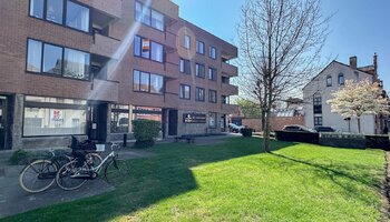 Appartement de 2 chambres à coucher dans un endroit central