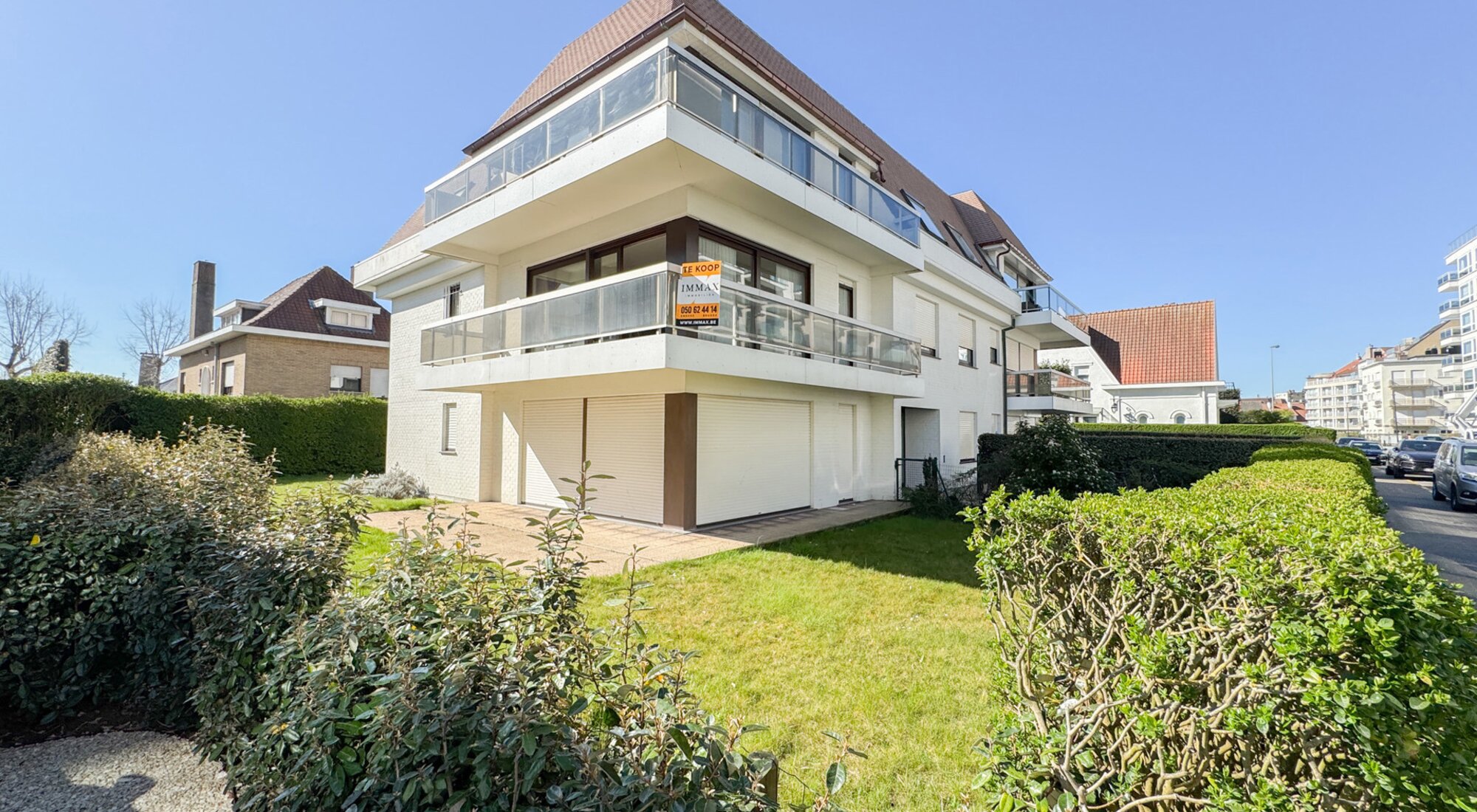 Appartement d'angle lumineux avec grandes terrasses