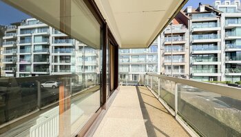 Appartement d'angle lumineux avec grandes terrasses