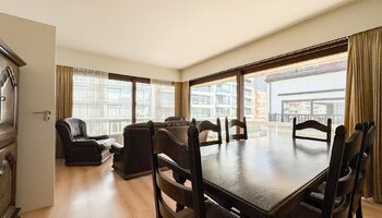 Appartement d'angle lumineux avec grandes terrasses
