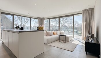 Ruim nieuwbouwappartement met ruim terras