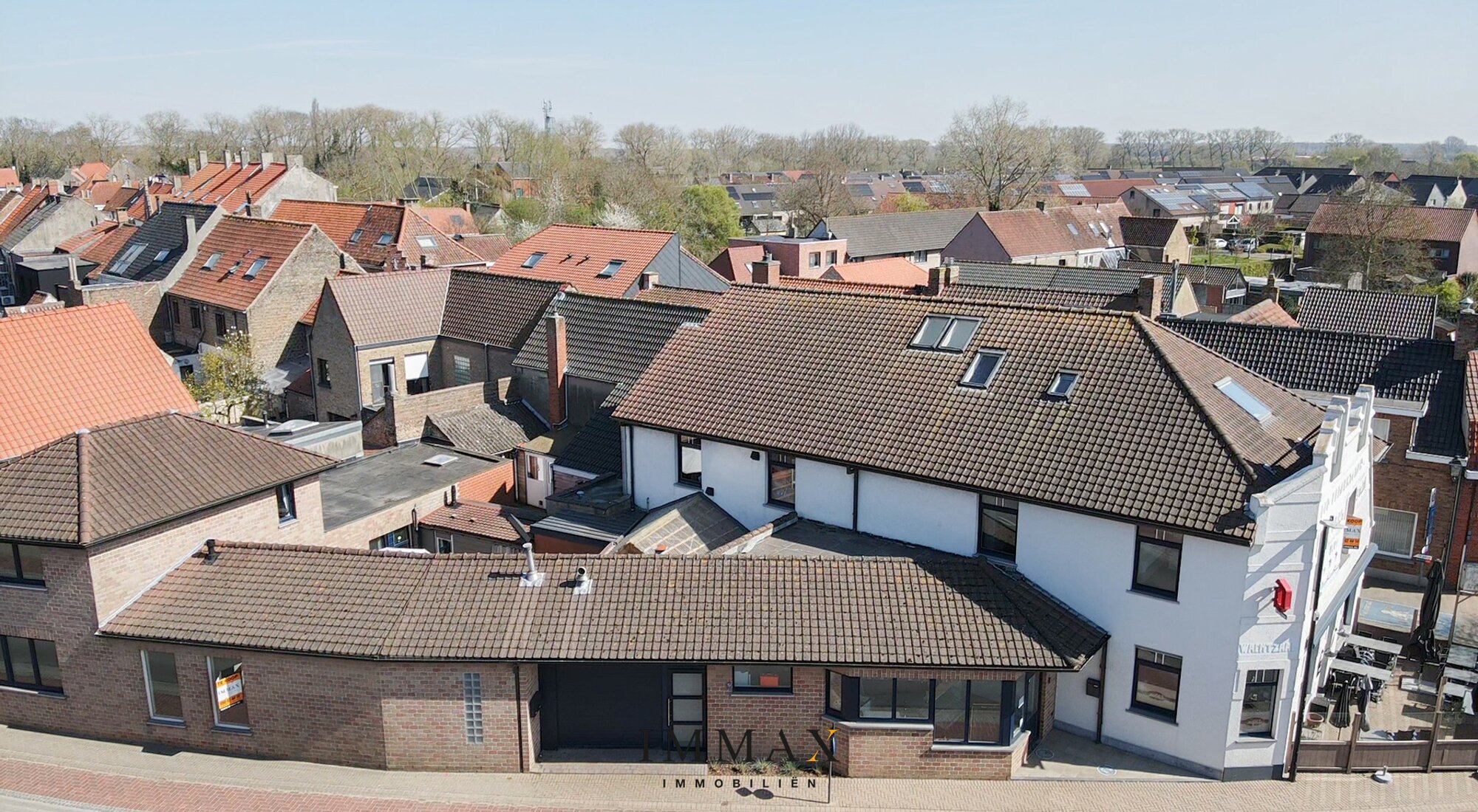 Propriété à revenu clé en main au cœur de Dudzele