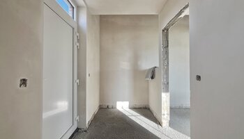 Halfopen nieuwbouwwoning met panoramisch zicht op weilanden