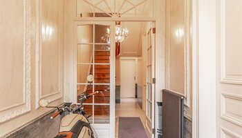Authentieke en stijlvol gerenoveerde herenwoning met stadstuin
