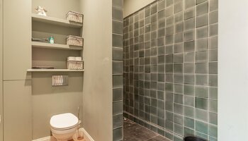 Authentieke en stijlvol gerenoveerde herenwoning met stadstuin