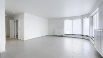 Lichtrijk 1-SLK appartement vlakbij de Lippenslaan