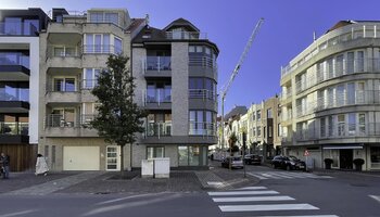 Lichtrijk 1-SLK appartement vlakbij de Lippenslaan