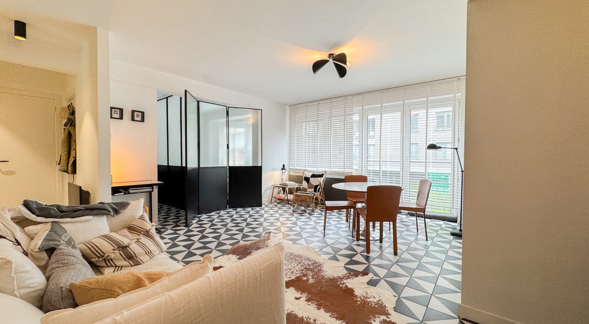 Appartement rénové à proximité de l'avenue Lippens
