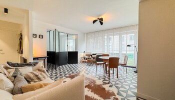 Appartement rénové à proximité de l'avenue Lippens