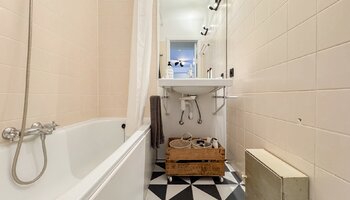 Appartement rénové à proximité de l'avenue Lippens