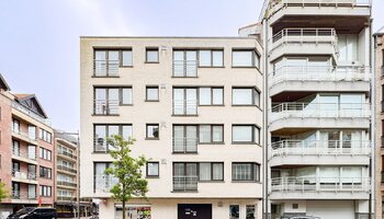 Appartement rénové à proximité de l'avenue Lippens