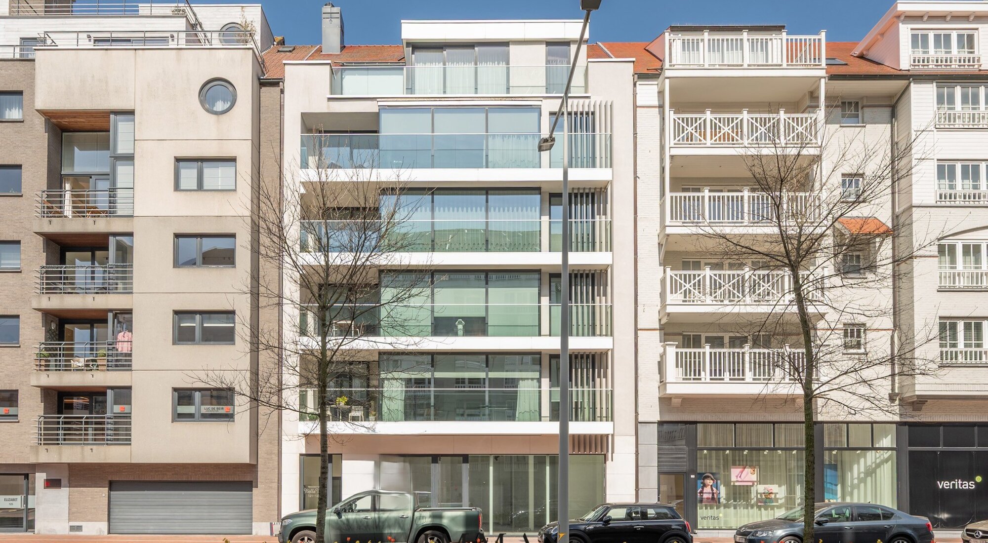 Appartement récent de 3 chambres avec terrasse