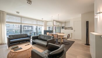 Appartement récent de 3 chambres avec terrasse
