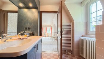 Villa de style dans un endroit calme près de Bruges