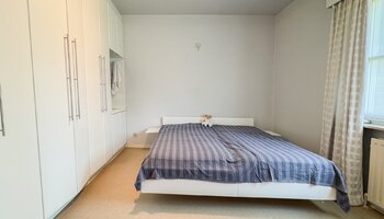Authentieke ruime villa met zongerichte tuin en dubbele inpandige garage