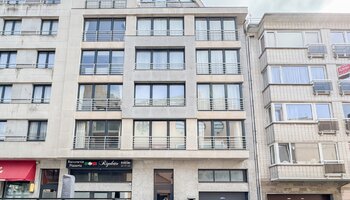 Bel appartement d'une chambre à coucher près de la place Van Bunnenplein et de la plage