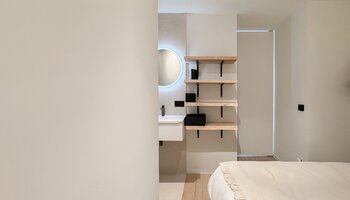 Bel appartement d'une chambre à coucher près de la place Van Bunnenplein et de la plage