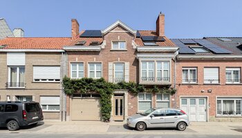 Statige instapklare woning met 2 studentenstudio's
