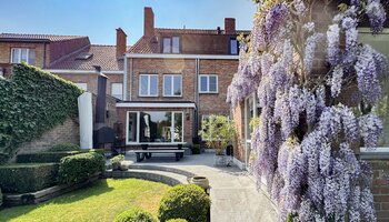 Statige instapklare woning met 2 studentenstudio's