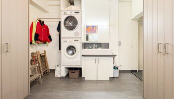 Statige instapklare woning met 2 studentenstudio's