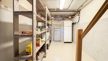 Statige instapklare woning met 2 studentenstudio's