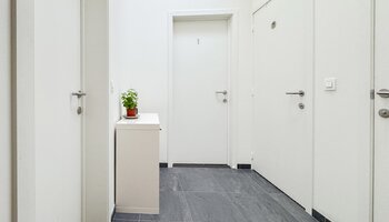 Statige instapklare woning met 2 studentenstudio's