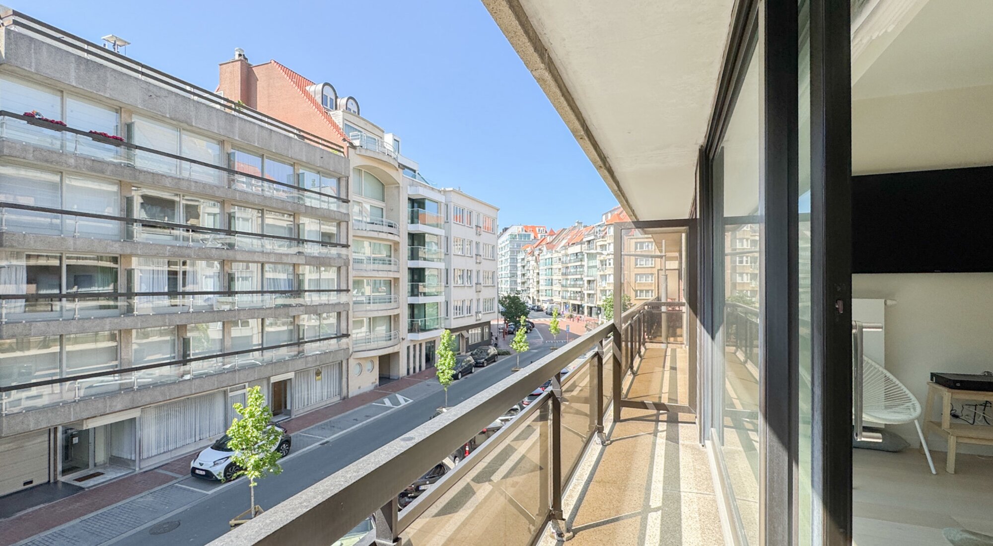 Studio magnifiquement rénové avec coin nuit près de la place ruben