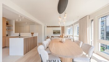 Prachtig gerenoveerd hoekappartement met 3-SLK