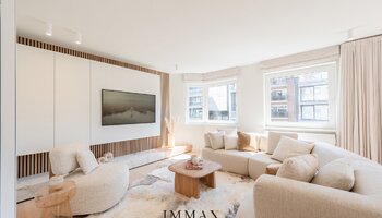 Prachtig gerenoveerd hoekappartement met 3-SLK