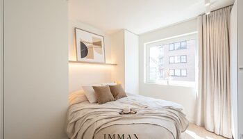 Prachtig gerenoveerd hoekappartement met 3-SLK