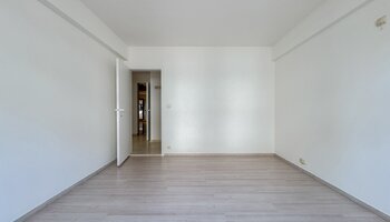  Appartement spacieux avec 2-SLK et terrasse