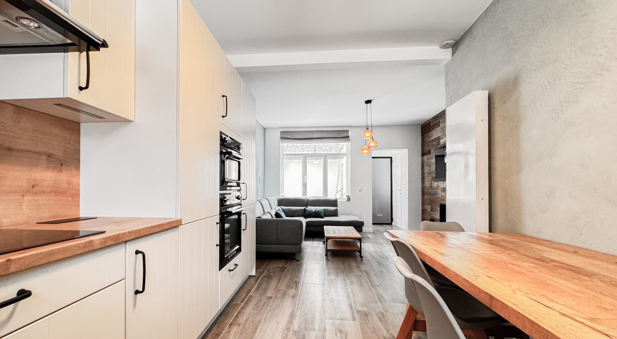 Maison de ville entièrement rénovée au cœur de Bruges