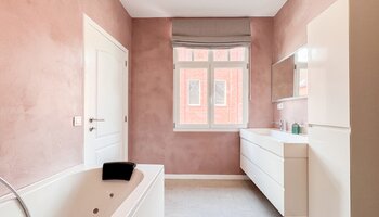 Maison de ville entièrement rénovée au cœur de Bruges
