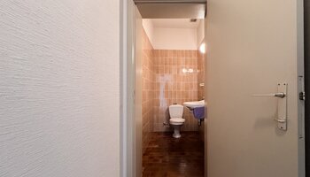 Bien polyvalent avec grand espace habitable et jardin ensoleillé