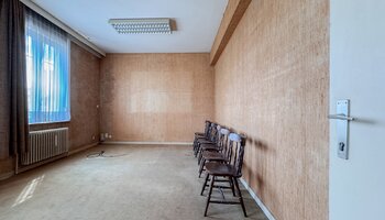 Bien polyvalent avec grand espace habitable et jardin ensoleillé