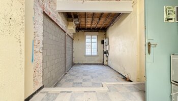 Renovatieproject | Karaktervol burgerhuis met binnentuin en 3 garages