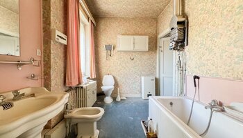 Renovatieproject | Karaktervol burgerhuis met binnentuin en 3 garages