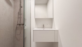 Luxueus nieuwbouwappartement op de gelijkvloerse verdieping met open zicht