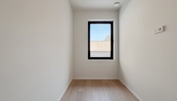 Luxueus nieuwbouwappartement op de gelijkvloerse verdieping met open zicht