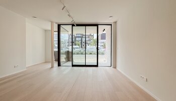 Luxueus nieuwbouwappartement op de gelijkvloerse verdieping 