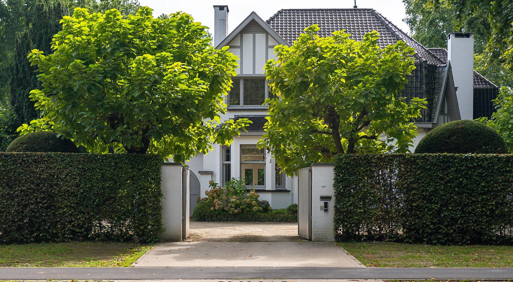 Karaktervolle villa met tuin en luxeafwerking