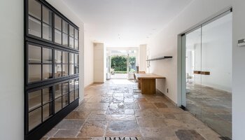 Karaktervolle villa met tuin en luxeafwerking